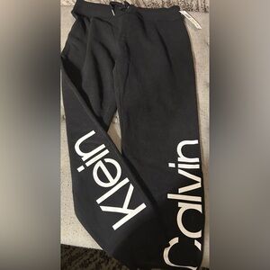 NEW CALVIN KLEIN SIZE MEDIUM JOGGERS. Retail $59. BLACK & WHITE